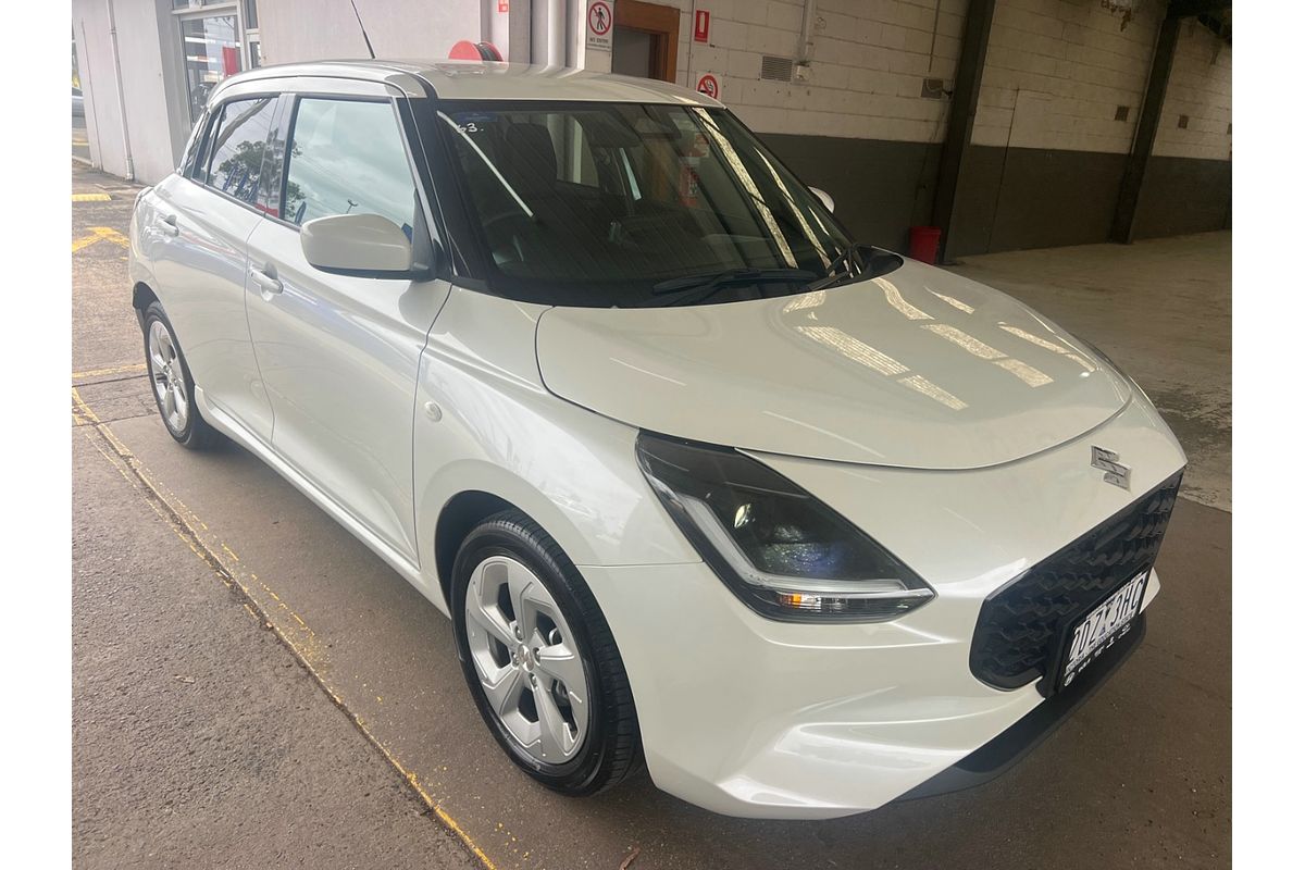 2024 Suzuki Swift Hybrid Plus UZ