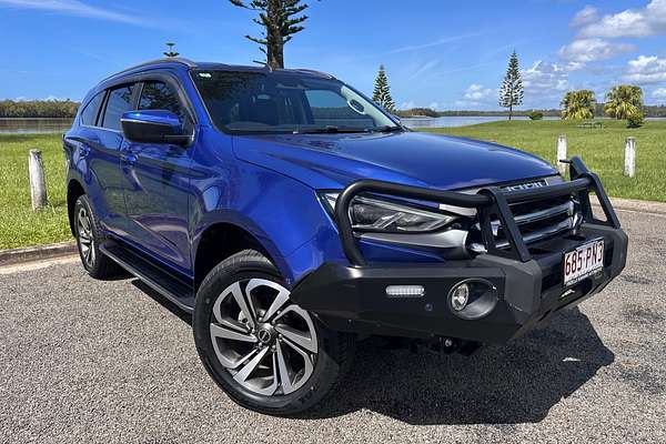 2022 Isuzu MU-X LS-T
