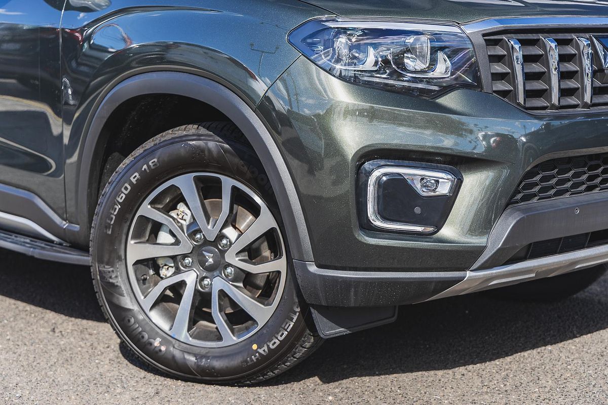 2025 Mahindra Scorpio Z8L