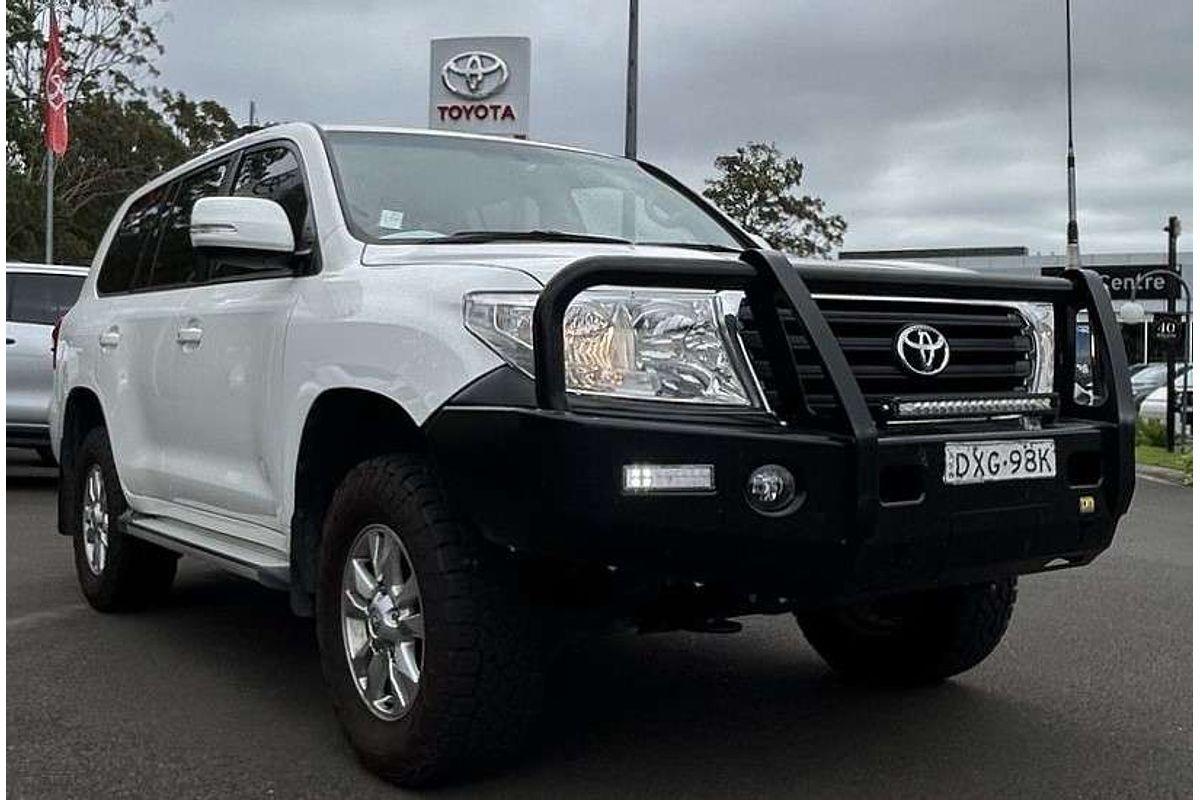 2014 Toyota Landcruiser GXL VDJ200R