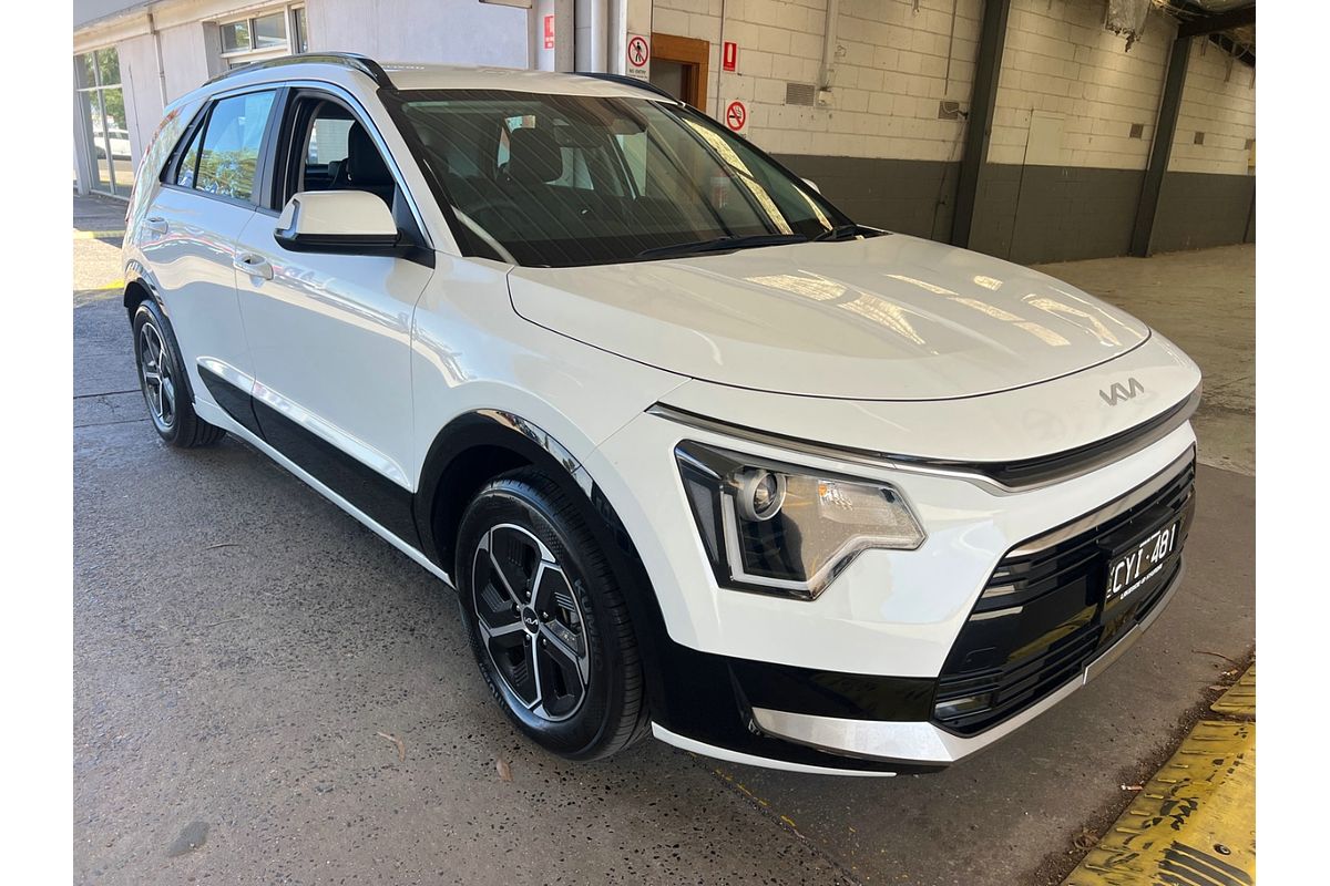 2023 Kia Niro HEV S SG2