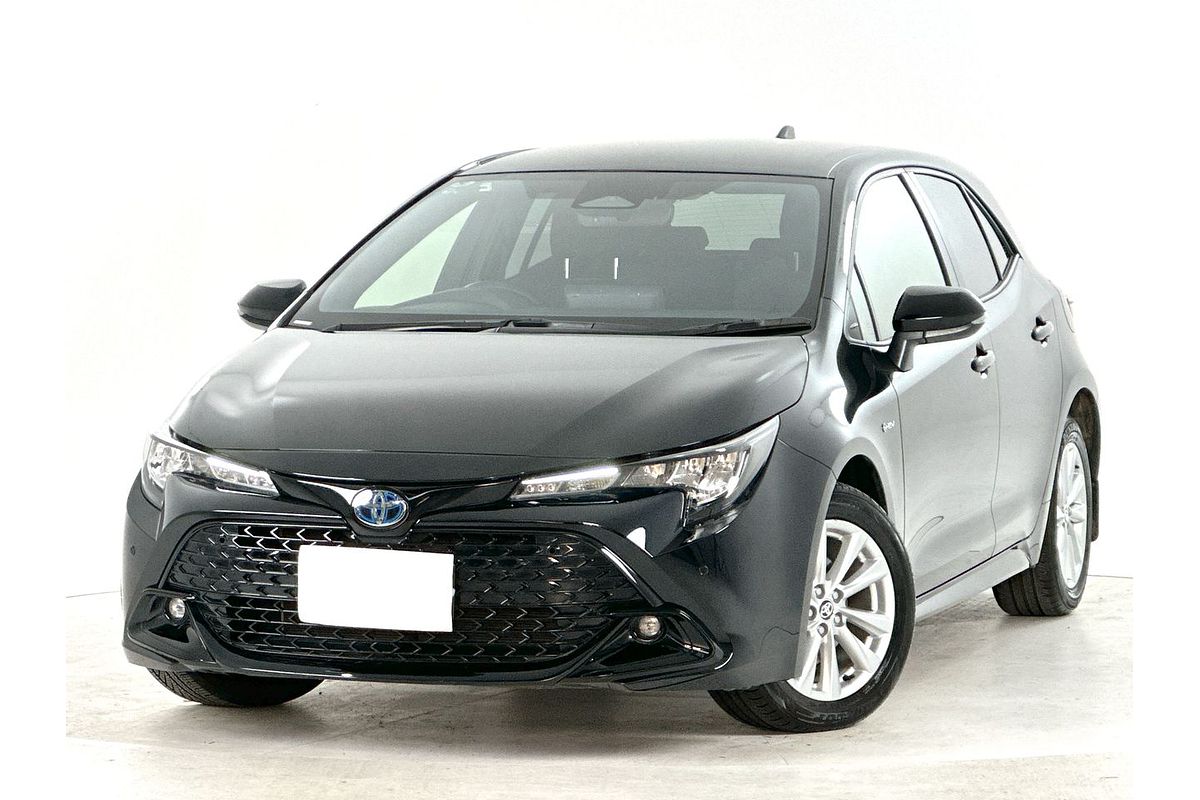 2025 Toyota Corolla SX Hybrid ZWE219R