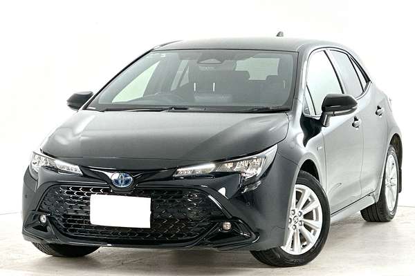 2025 Toyota Corolla SX Hybrid ZWE219R