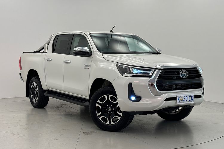 2021 Toyota Hilux SR5 GUN126R 4X4
