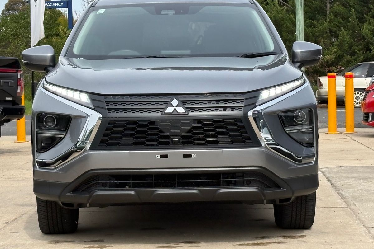 2023 Mitsubishi Eclipse Cross PHEV ES YB