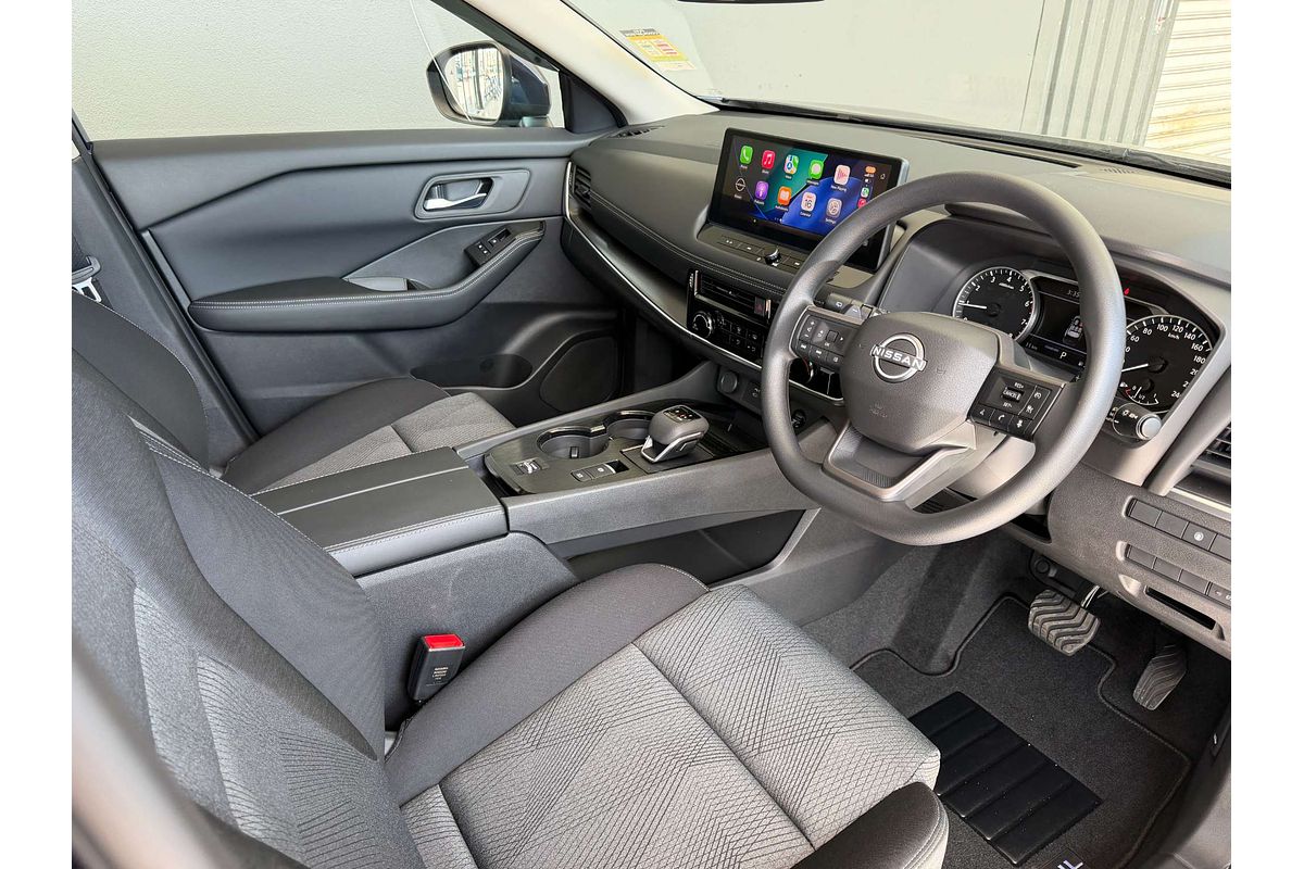 2025 Nissan X-TRAIL ST T33