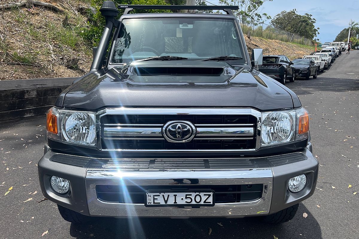 2022 Toyota Landcruiser GXL VDJ76R