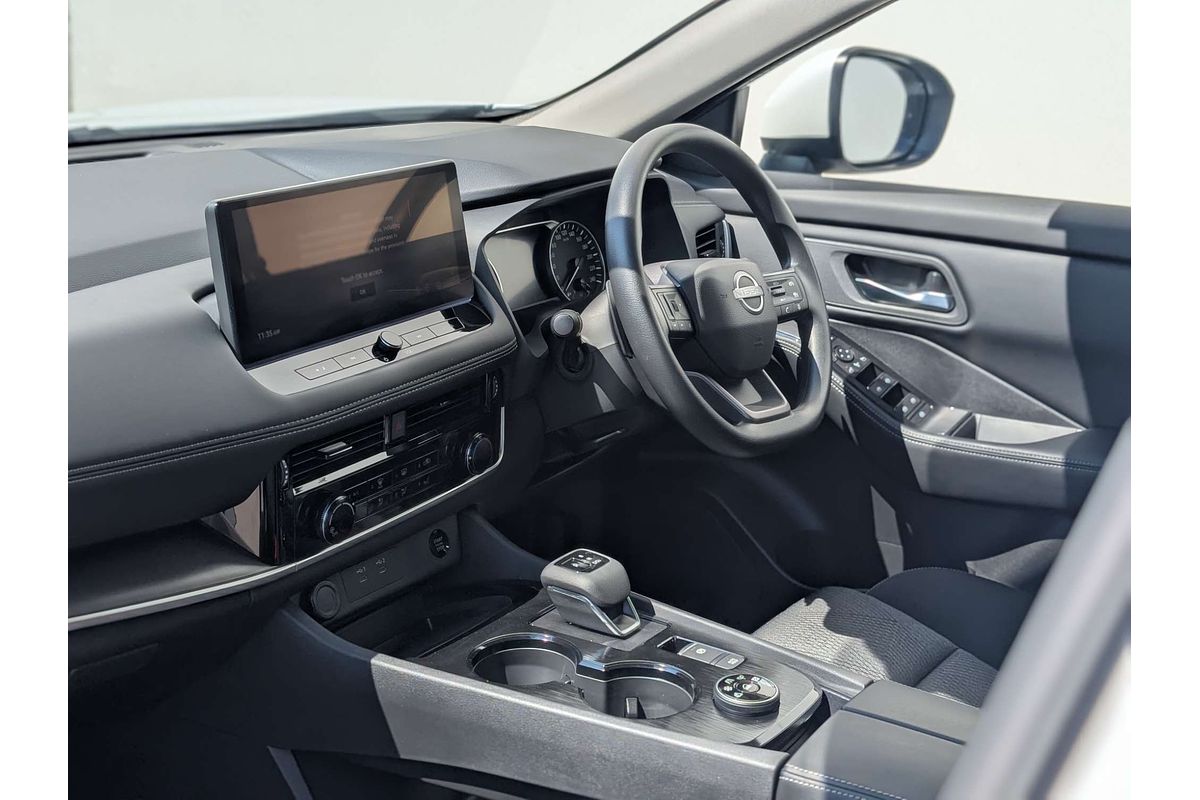 2026 Nissan X-TRAIL ST T33