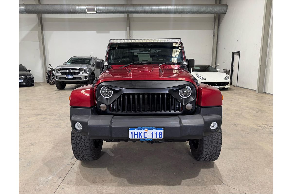 2013 Jeep Wrangler Overland JK