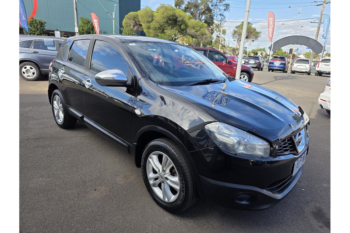 2013 Nissan Dualis ST J10 Series 4