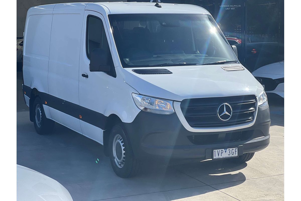 2022 Mercedes-Benz Sprinter 315CDI VS30 MWB Low Roof