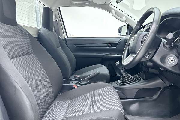 2020 Toyota Hilux Workmate TGN121R Rear Wheel Drive thumb-10