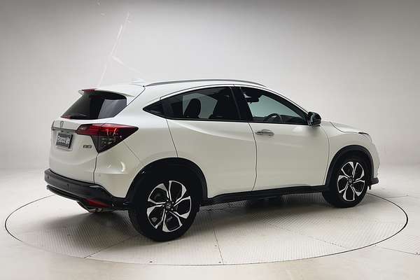2018 Honda HR-V RS thumb-2