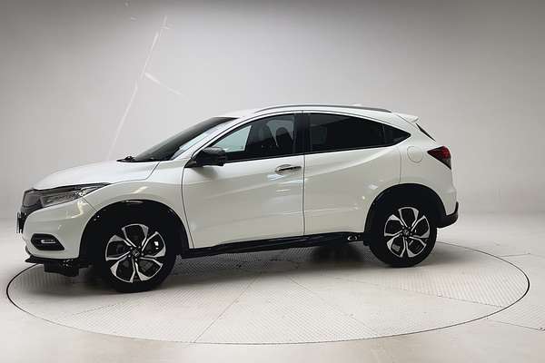 2018 Honda HR-V RS thumb-6