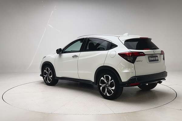 2018 Honda HR-V RS thumb-8