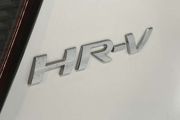 2018 Honda HR-V RS thumb-21