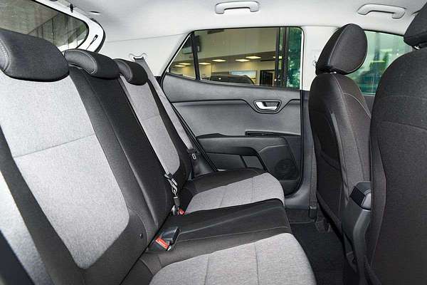 2026 Kia Stonic S YB PE2 thumb-6