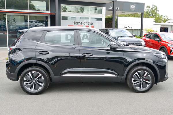 2025 Chery Tiggo 4 Hybrid Ultimate thumb-4