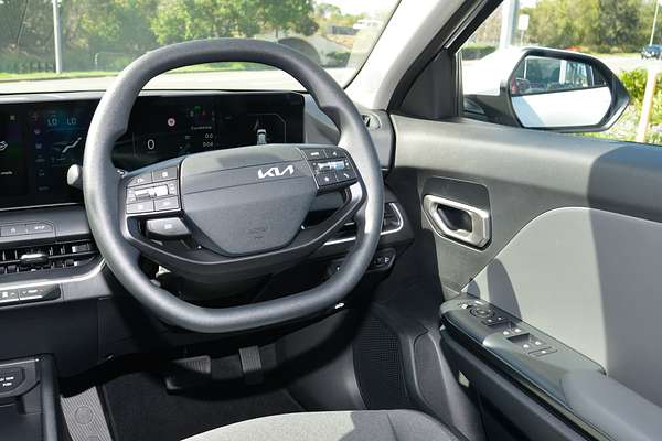 2025 Kia K4 S CL4m thumb-17