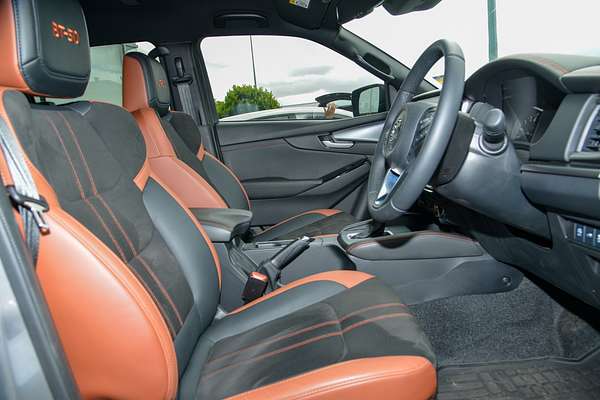 2025 Mazda BT-50 SP TF 4X4 thumb-9