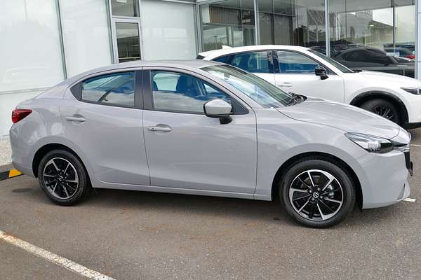 2025 Mazda 2 G15 GT DL Series thumb-4
