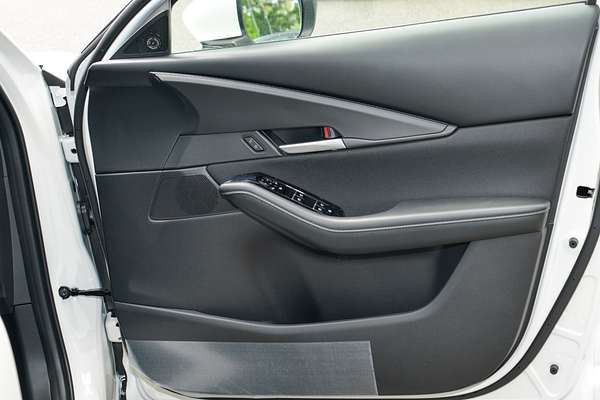 2026 Mazda CX-30 G20 Pure DM Series thumb-15
