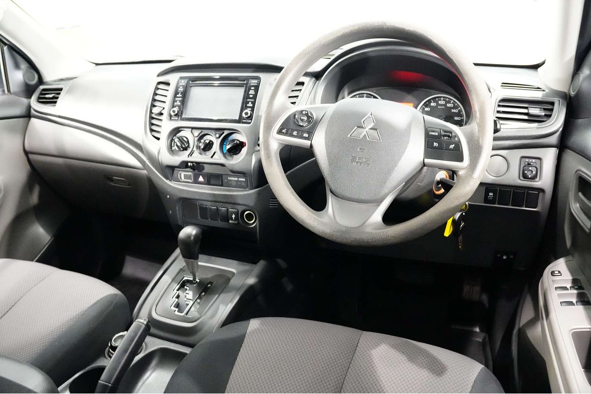 2018 Mitsubishi Triton GLX MQ 4X4