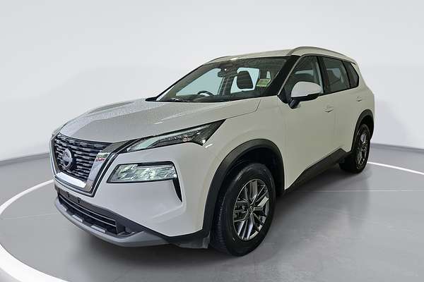 2024 Nissan X-TRAIL ST T33