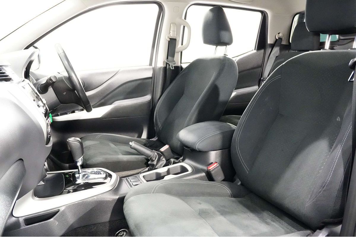 2020 Nissan Navara ST D23 Series 4 4X4