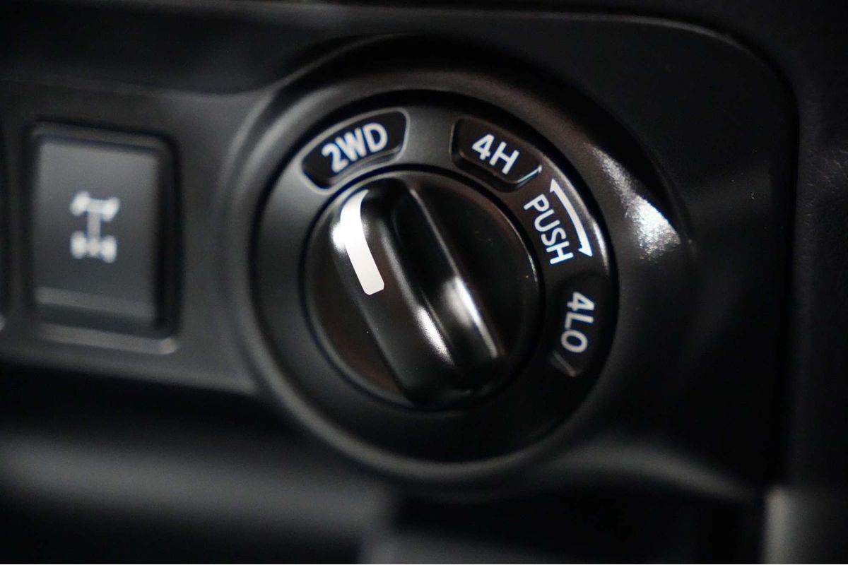 2020 Nissan Navara ST D23 Series 4 4X4