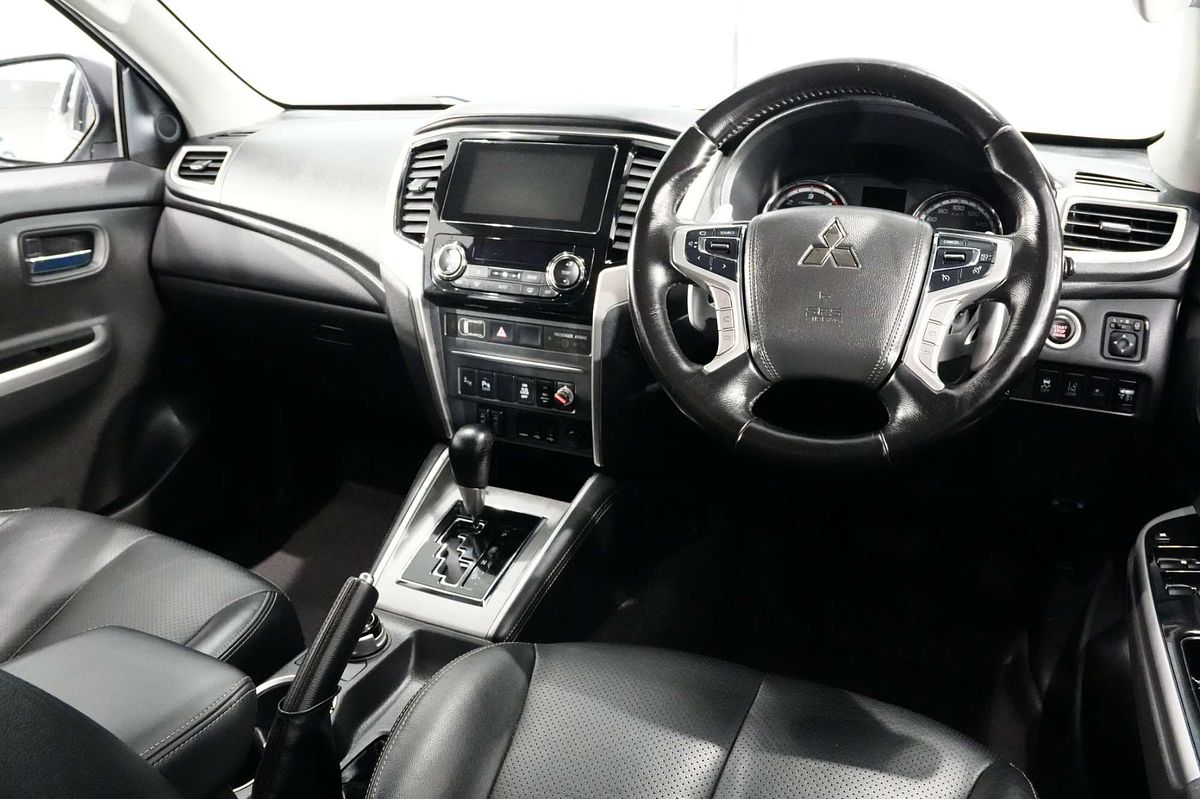 2022 Mitsubishi Triton GLS MR 4X4