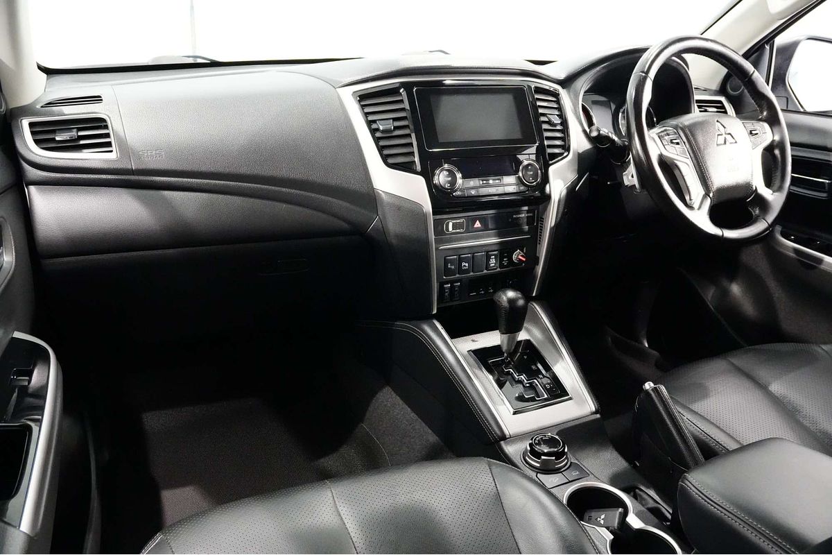 2022 Mitsubishi Triton GLS MR 4X4