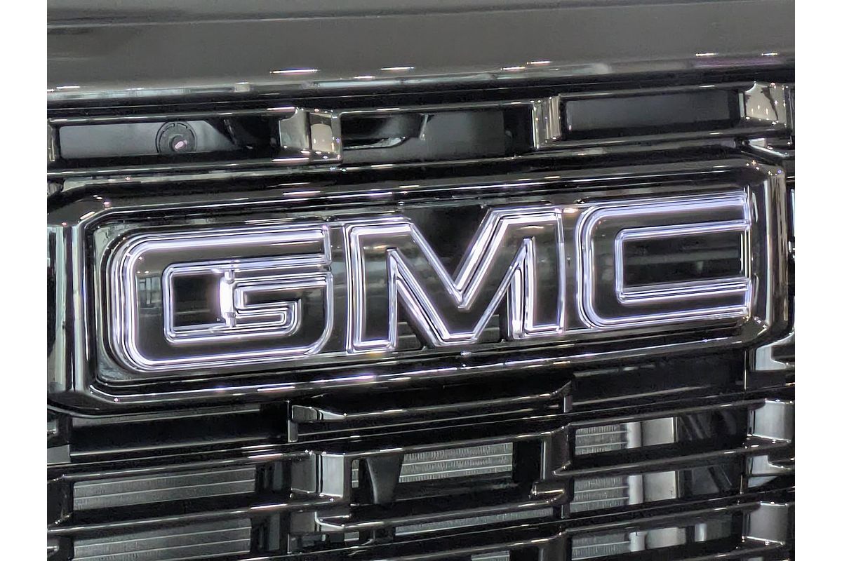 2025 GMC Yukon Denali T1
