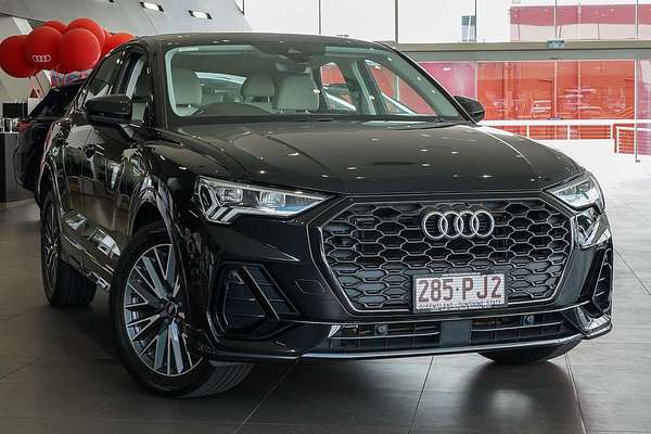 2021 Audi Q3 35 TFSI S line F3