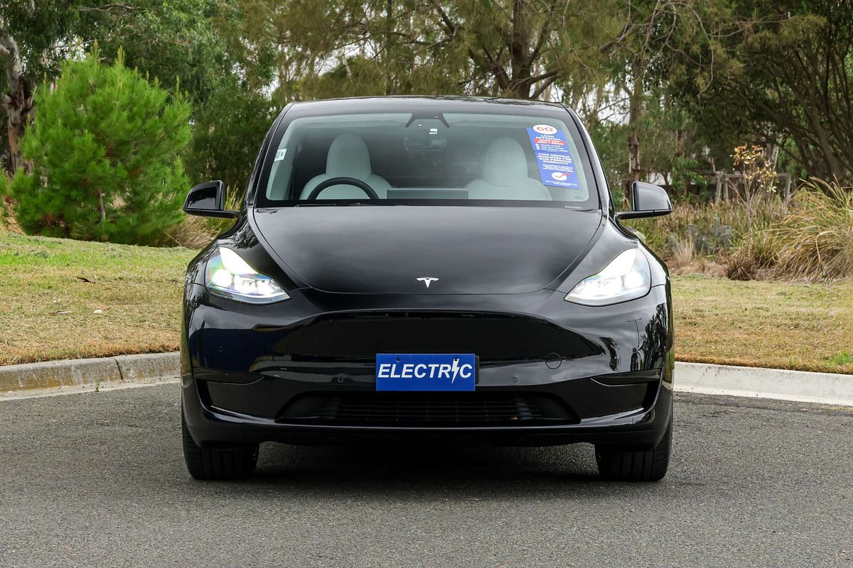 2023 Tesla Model Y Rear-Wheel Drive