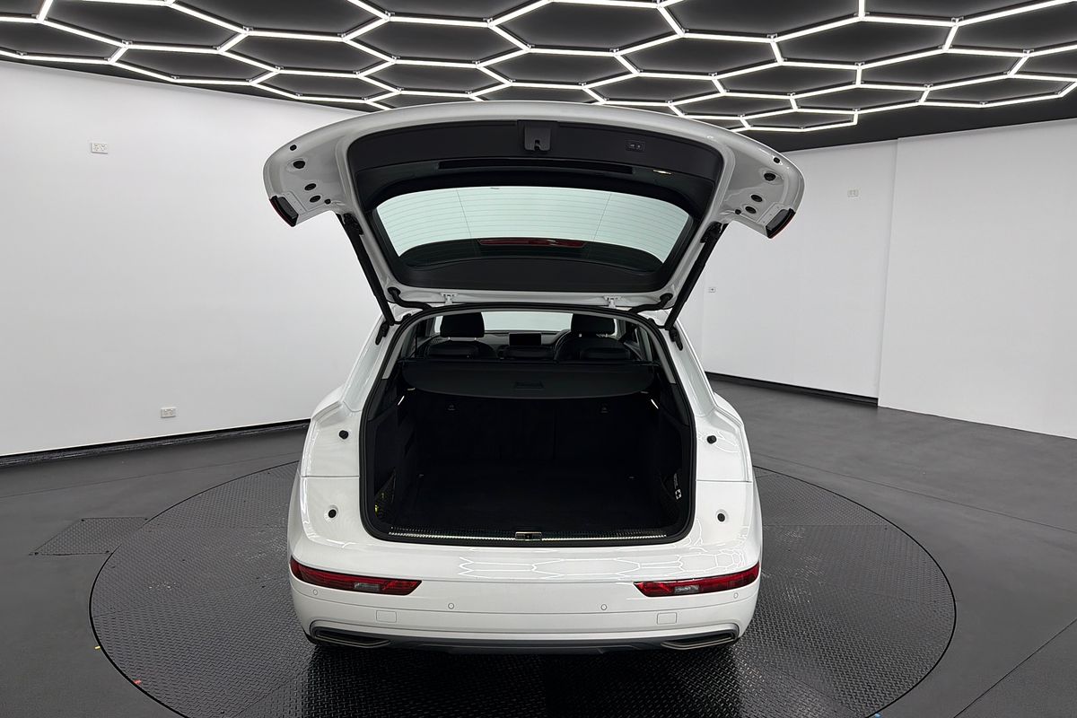 2020 Audi Q5 45 TFSI design FY