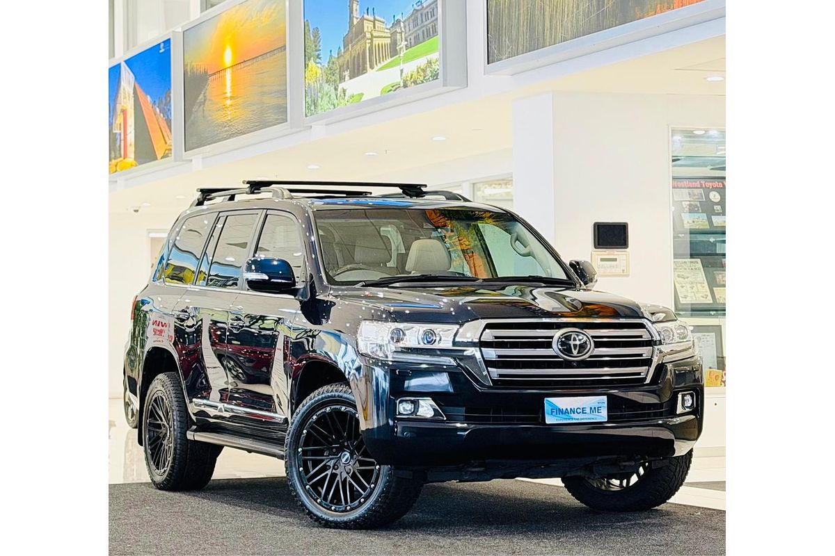 2018 Toyota Landcruiser Sahara VDJ200R