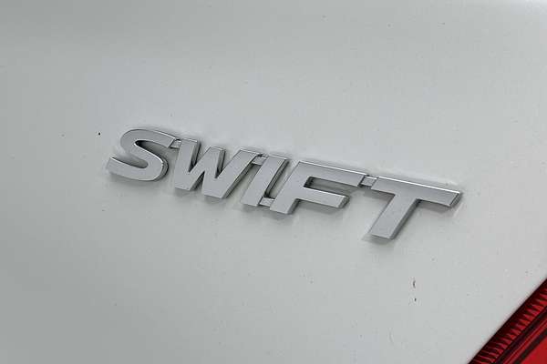 2022 Suzuki Swift GL Plus Special Edition AZ Series II thumb-21