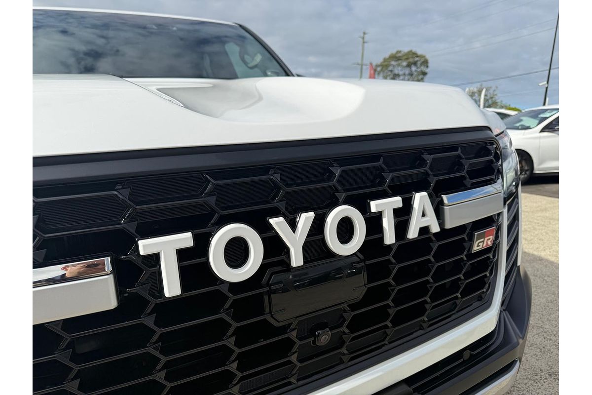 2024 Toyota Landcruiser GR Sport FJA300R