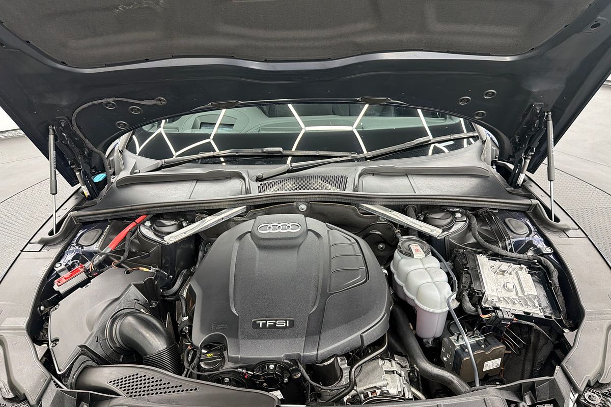 2021 Audi A5 45 TFSI S line F5