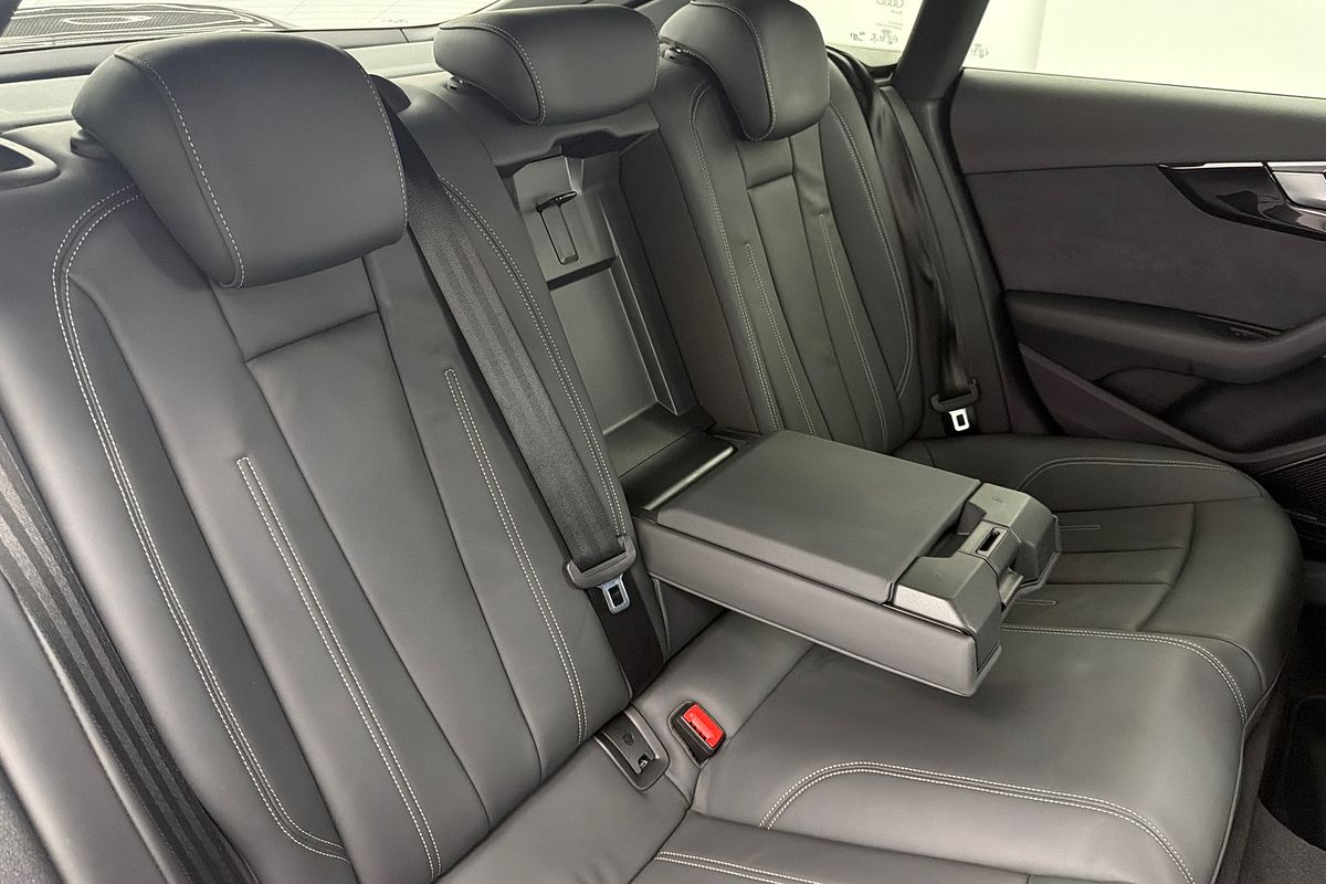 2021 Audi A5 45 TFSI S line F5