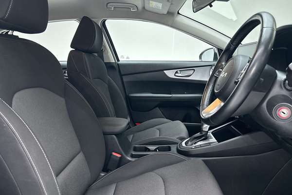 2024 Kia Cerato S BD thumb-12