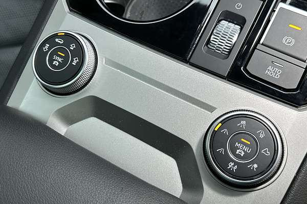 2021 Volkswagen Touareg 210TDI Elegance CR thumb-17