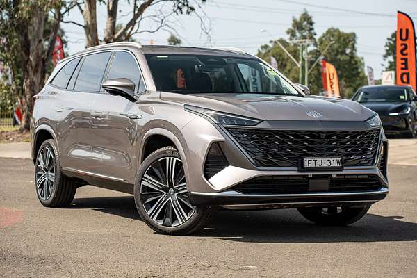 2025 MG QS Essence IS31