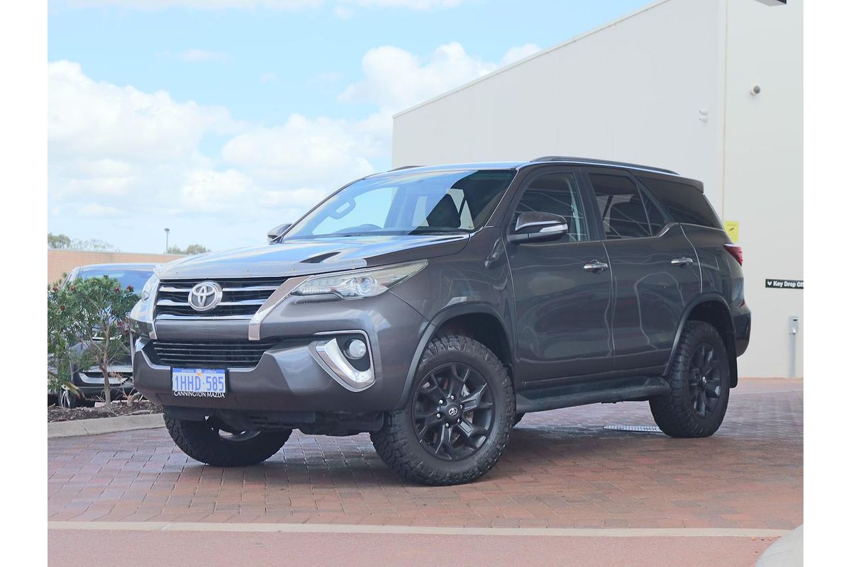 2015 Toyota Fortuner Crusade GUN156R