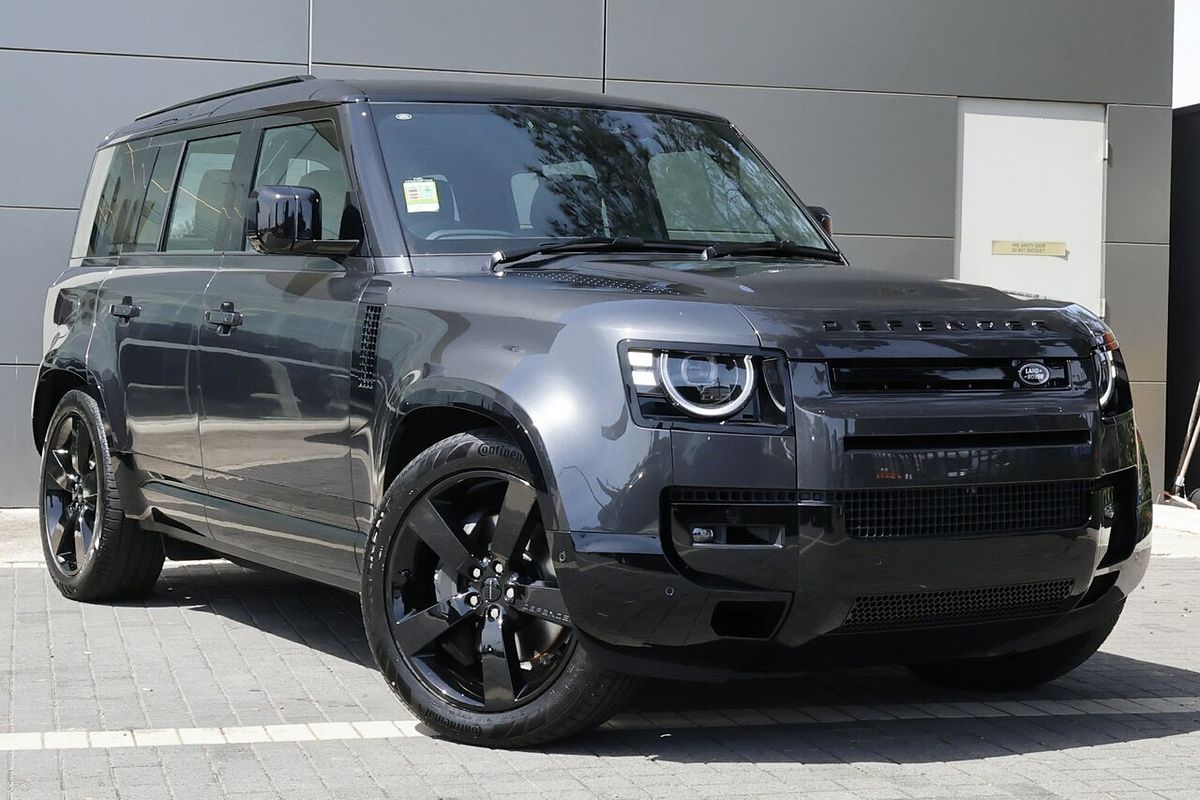 2025 Land Rover Defender 110 P425 X-Dynamic SE L663