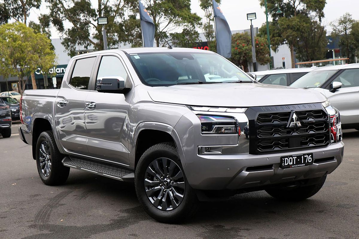 2025 Mitsubishi Triton GLS MV 4X4