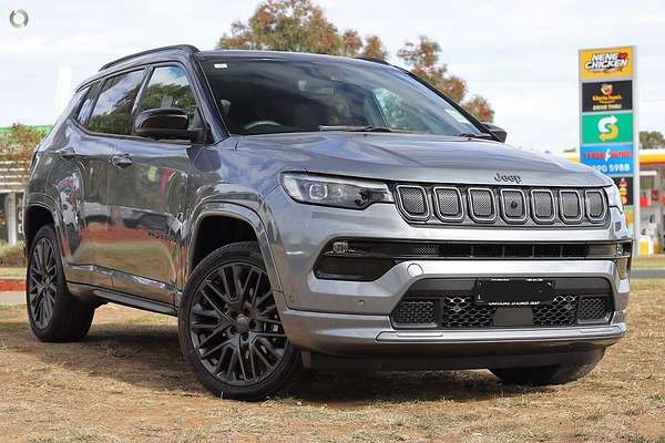 2023 Jeep Compass S-Limited M6