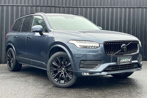 2019 Volvo XC90 T6 Momentum