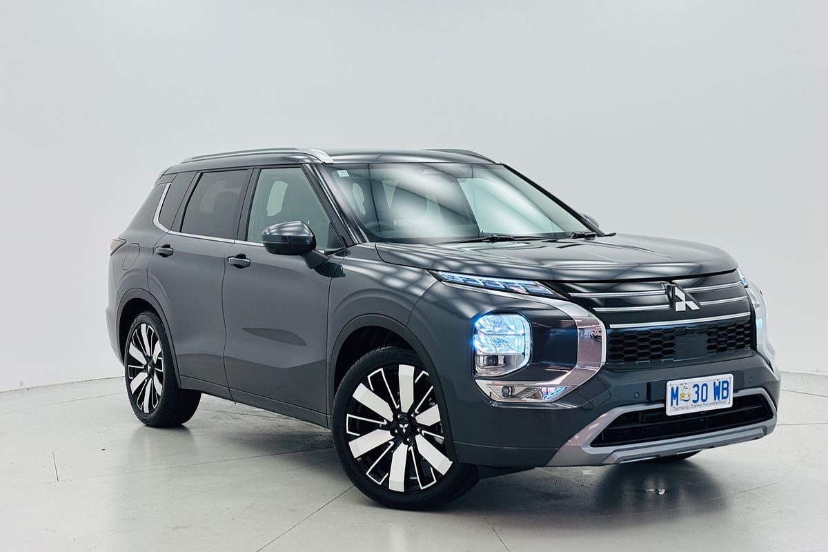 2025 Mitsubishi ZM Outlander EXCEED 2.5L CVT AWD 5ST